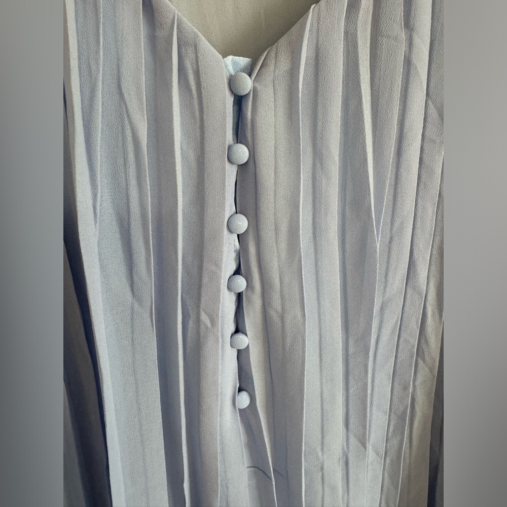 Women’s Sky Blue Pleated Ruffled V-Neck Long Sleeve Romper Size XL - Picture 8 of 15